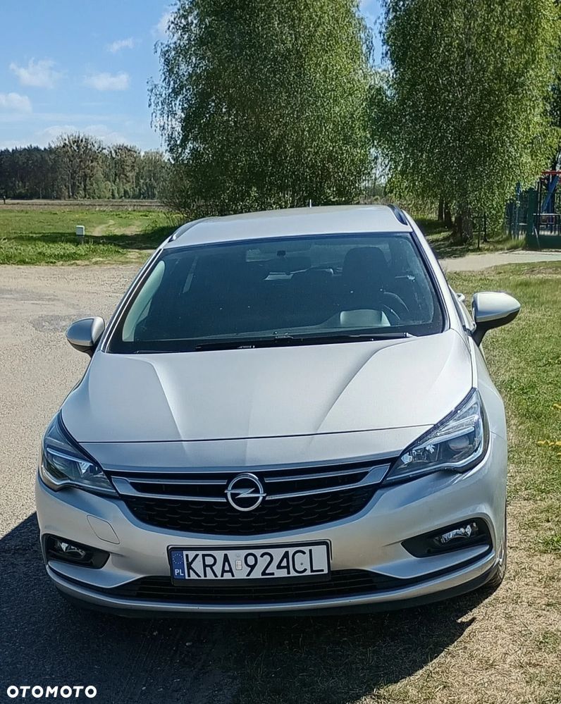 Opel Astra - 2
