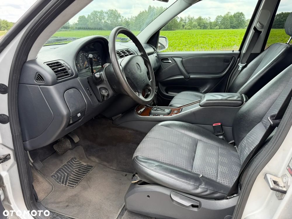 Mercedes-Benz ML - 6