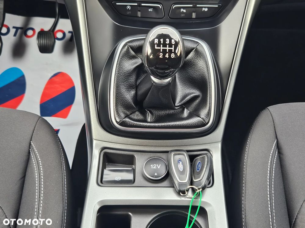 Ford Kuga 1.5 EcoBoost FWD Titanium ASS - 36