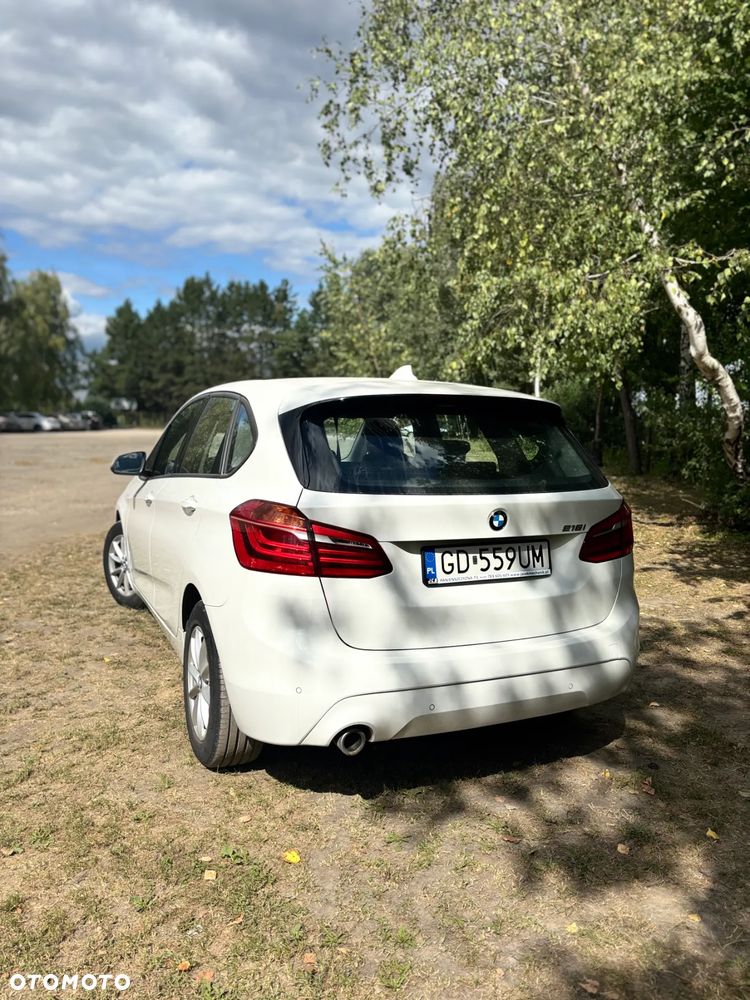 BMW Seria 2 218i - 9