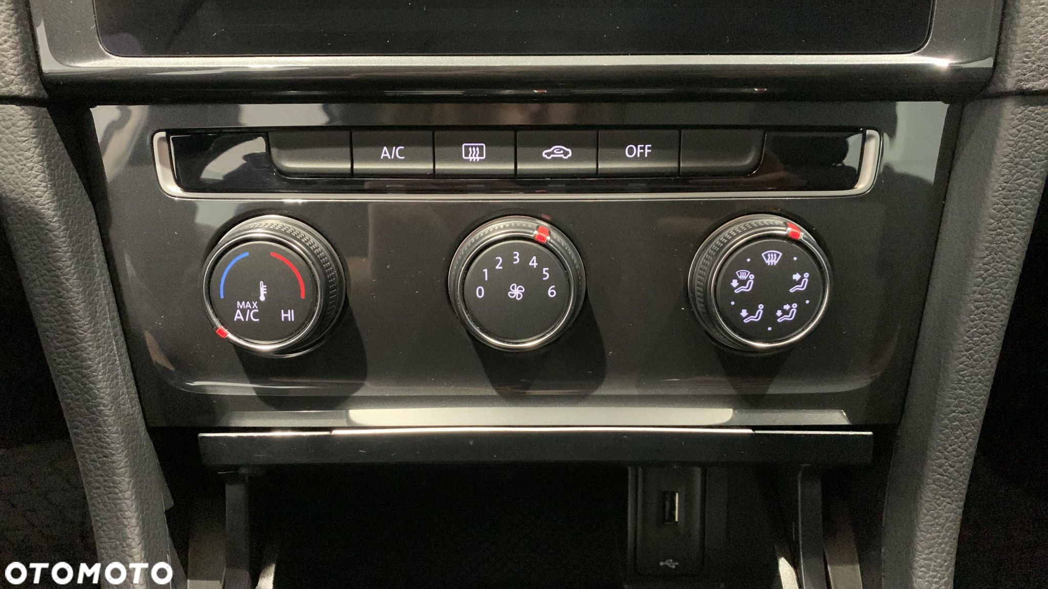 Volkswagen Golf VII 1.6 TDI BMT Trendline - 22