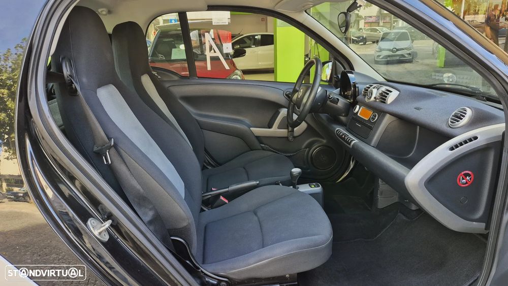 Smart ForTwo Coupé 1.0 mhd Pure 61 - 13