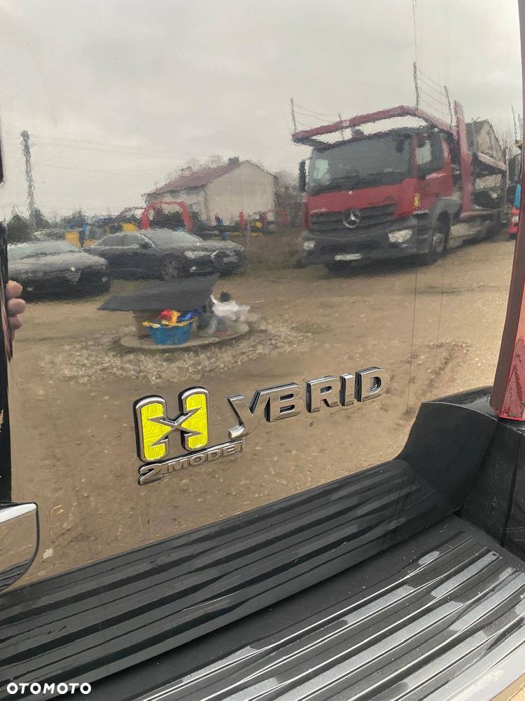 Chevrolet Tahoe - 18