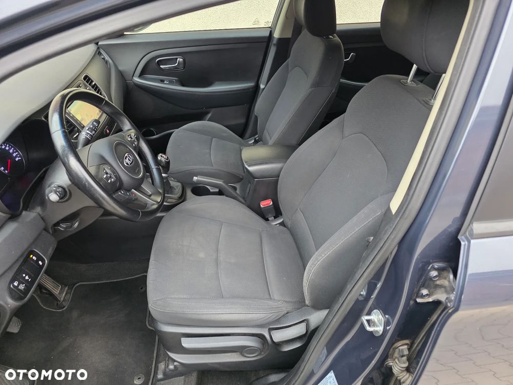 Kia Carens 1.6 GDI Edition 7 - 26
