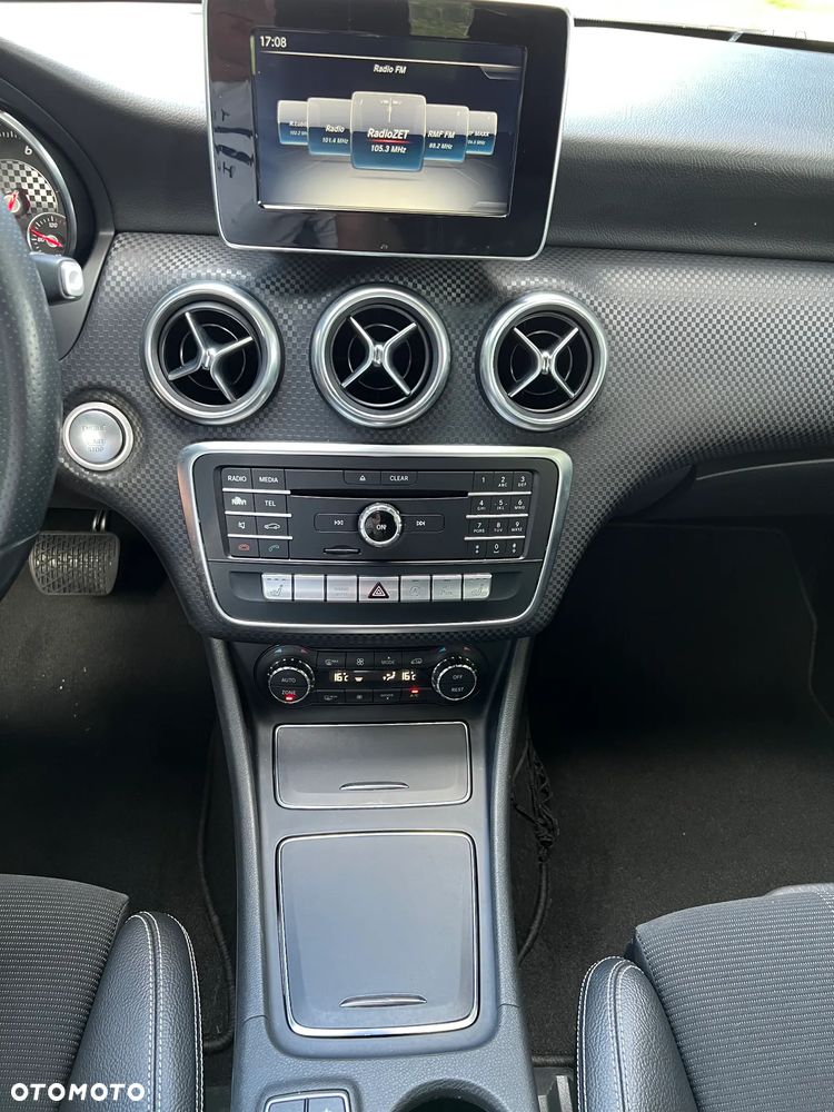 Mercedes-Benz Klasa A 200 7G-DCT Activity Edition - 14