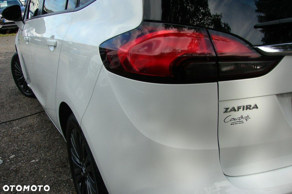 Opel Zafira - 19