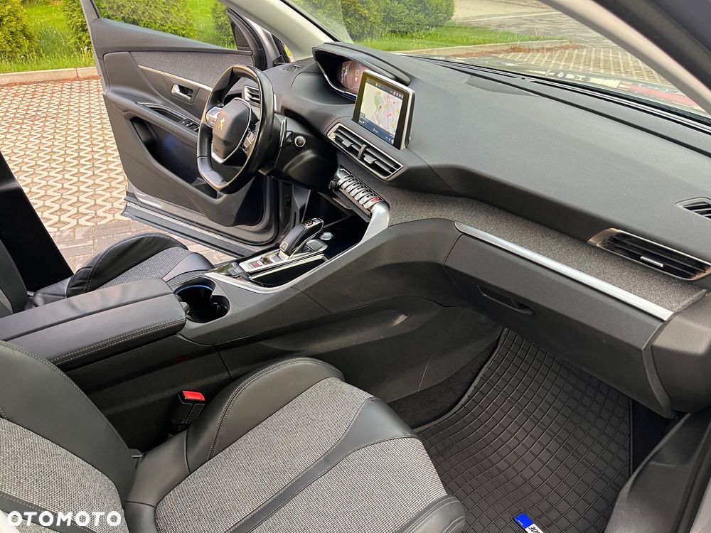 Peugeot 3008 BlueHDi 180 Stop & Start EAT8 Allure - 28