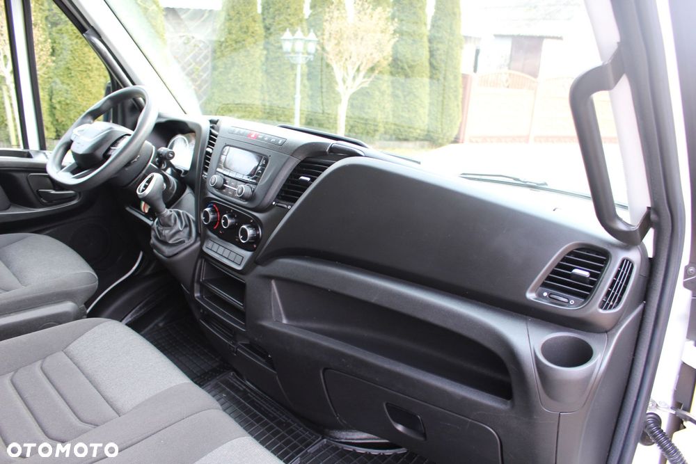 Iveco DAILY 50C18 3.0 180KM AUTOMAT POLSKI SALON 83 TYS KM 1X FIRANKA  JAK NOWY - 25