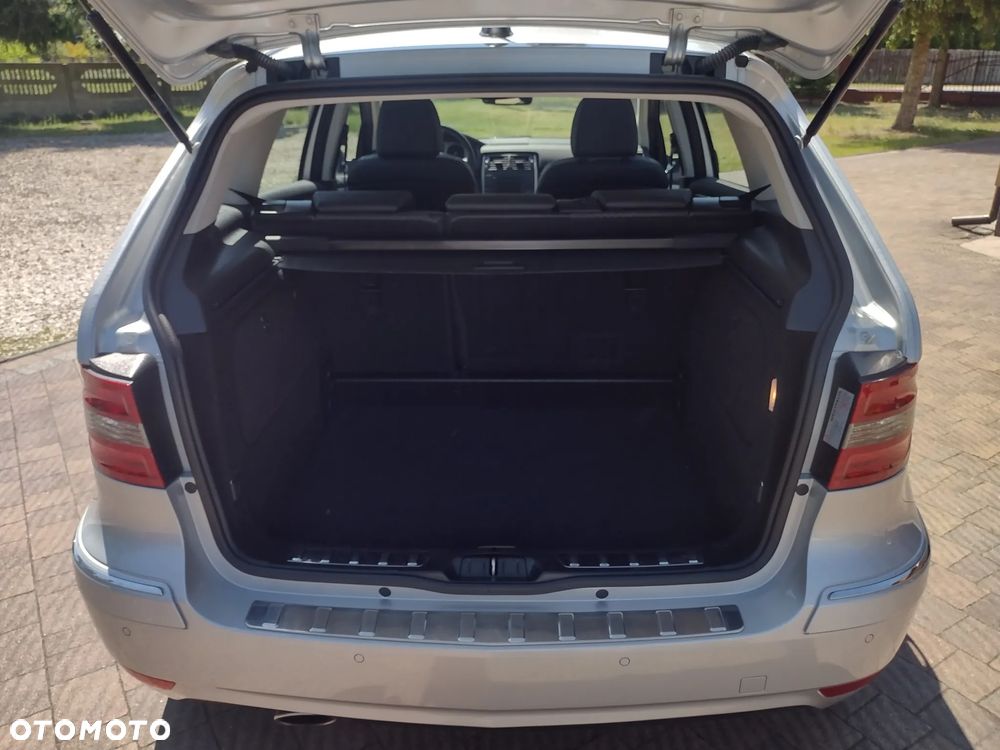 Mercedes-Benz Klasa B 160 BlueEFFICIENCY - 21