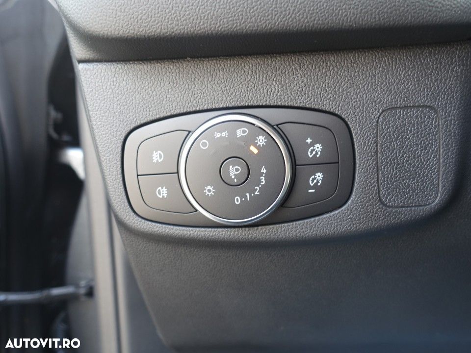 Ford Focus - 23