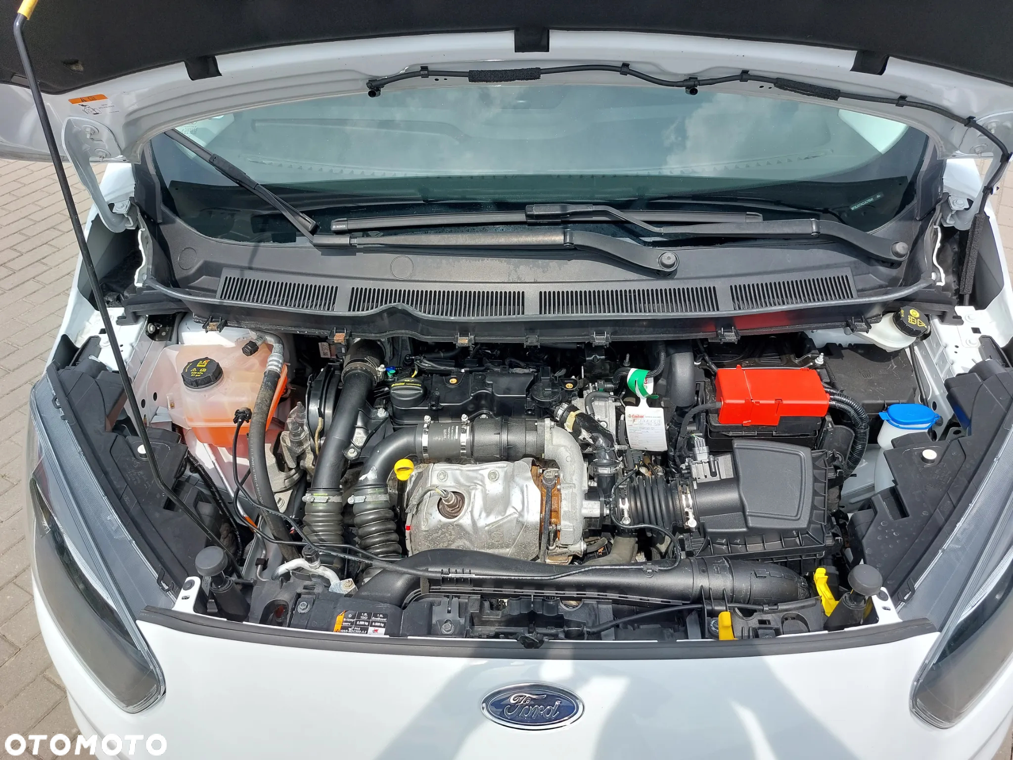 Ford Tourneo Courier 1.5 TDCi Trend - 26