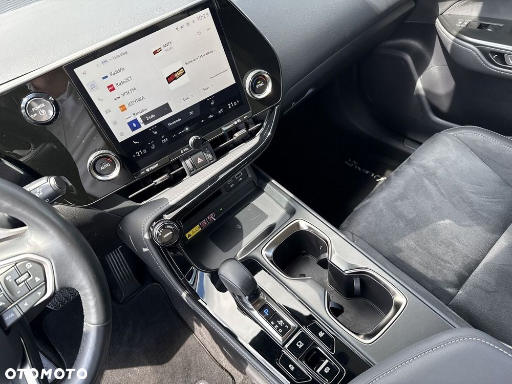 Lexus NX 350h Elegance 2WD - 23
