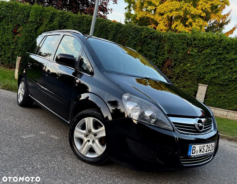 Opel Zafira - 12