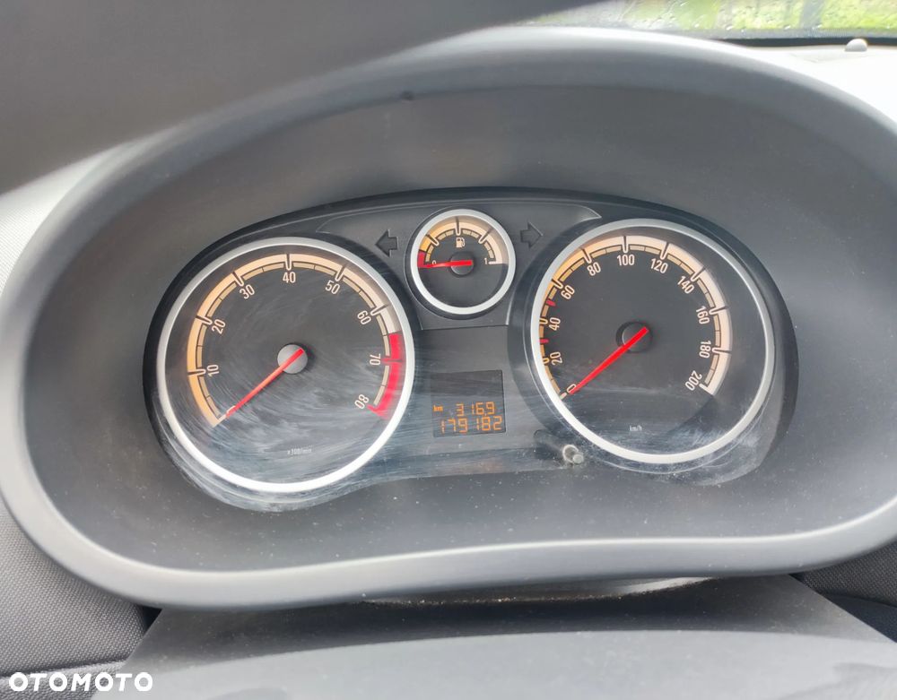 Opel Corsa 1.2 16V - 10