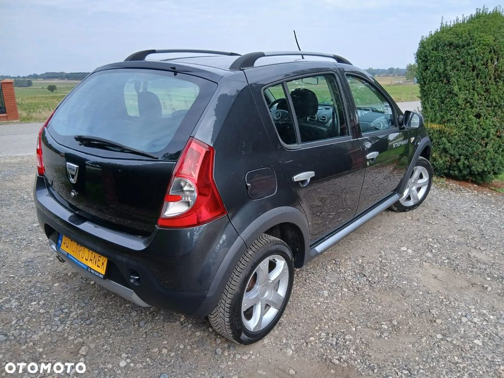 Dacia Sandero 1.6 MPI Stepway - 6