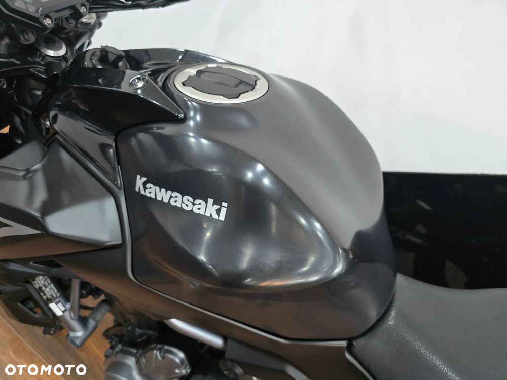 Kawasaki Z 650 - 10