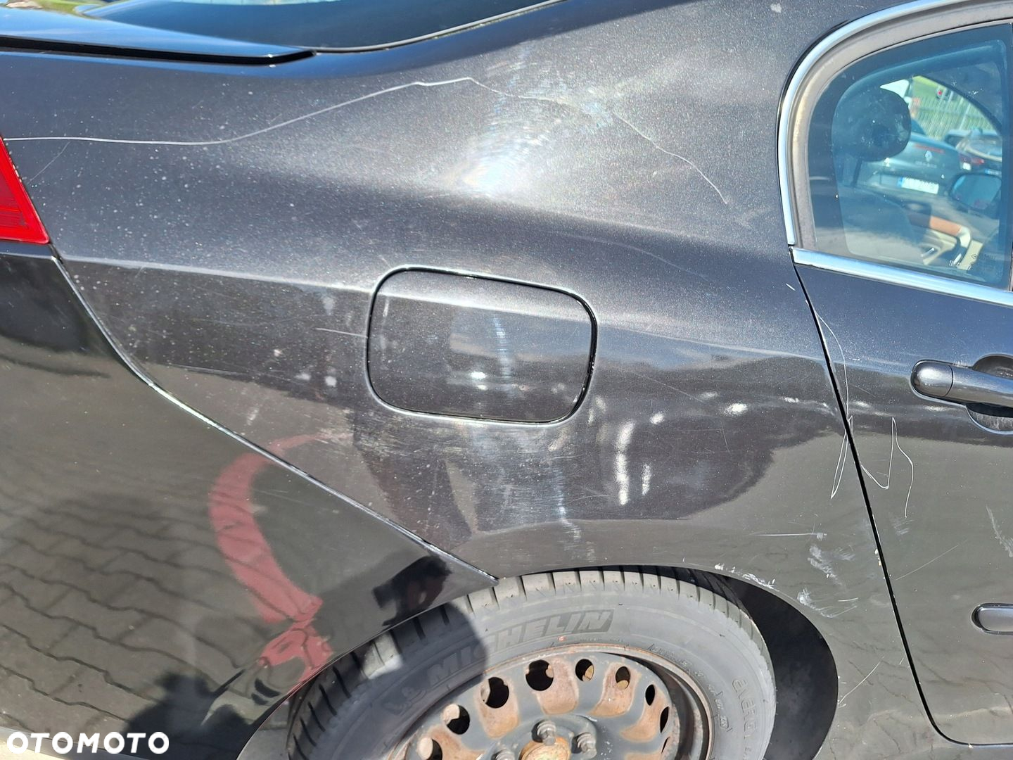 RENAULT LAGUNA 3 III 5D LIFTBACK HATCHBACK KLAPKA WLEWU PALIWA NV676 - 3