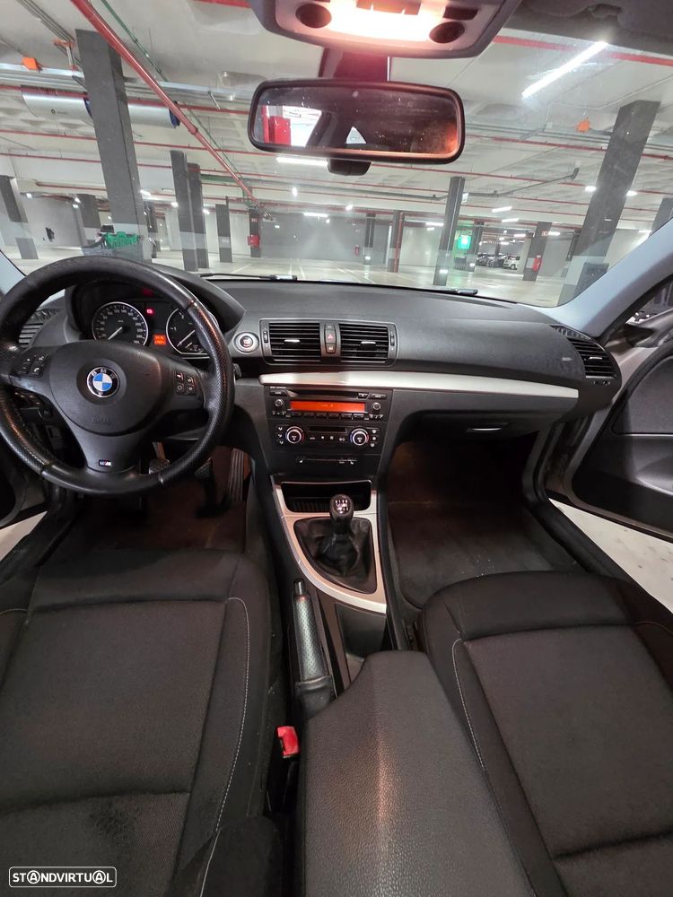 BMW 120 d Sport - 8