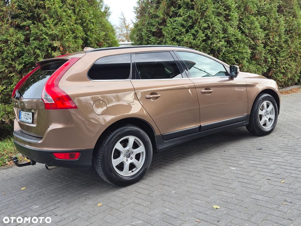 Volvo XC 60 2.4D AWD Momentum - 14