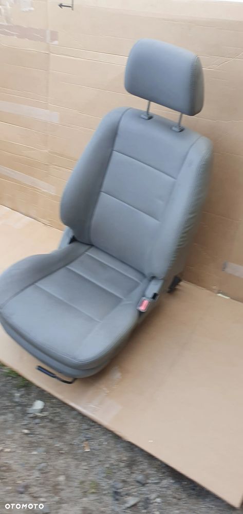 Fotel pasażera prawy przód przedni Kia Sorento I - 4