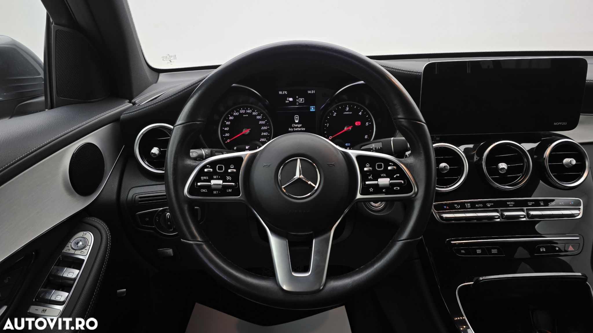 Mercedes-Benz GLC 300 de 4MATIC - 15