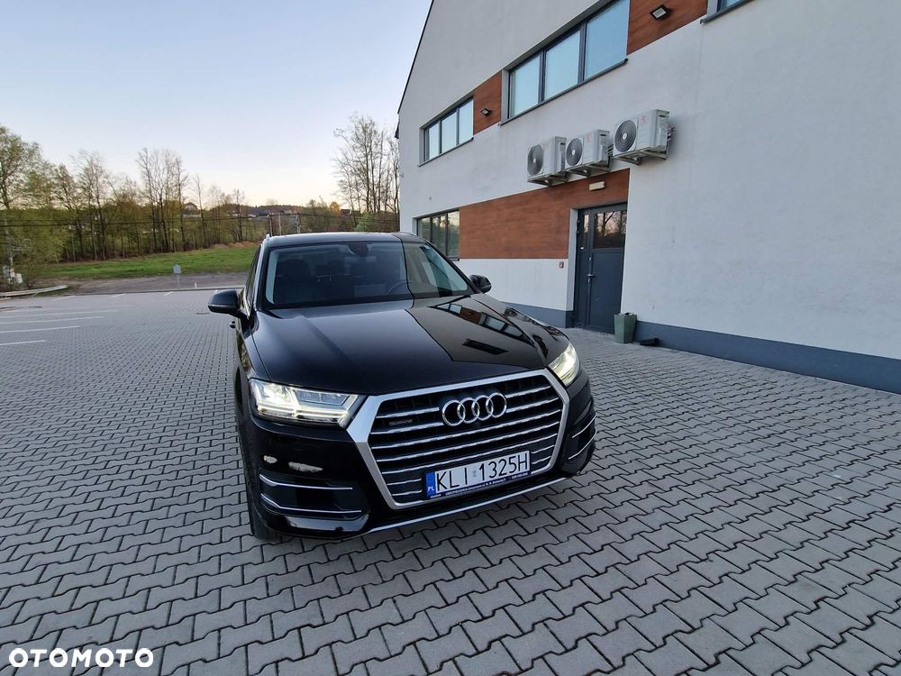 Audi Q7 - 7