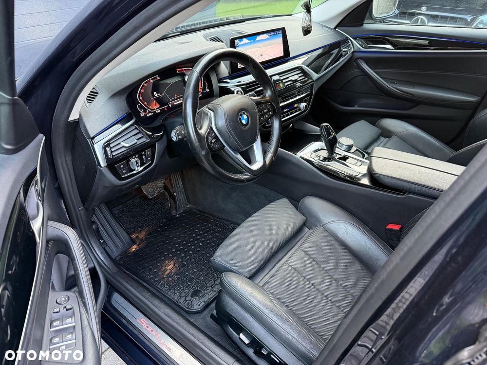 BMW Seria 5 520d MHEV Sport Line sport - 3