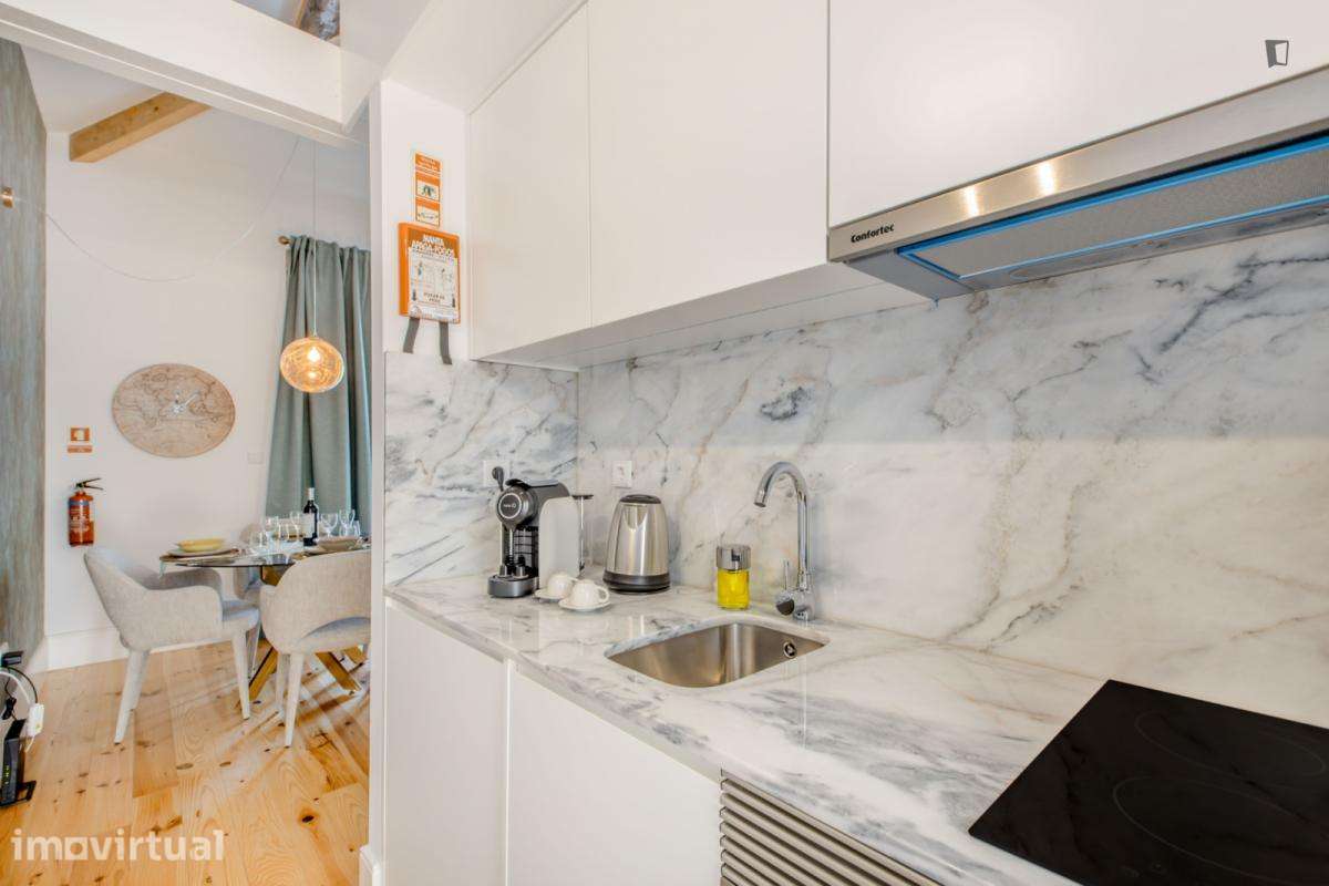 Apartamento com 2 quartos - localizado em Santo Ildefonso Porto - Grande imagem: 3/22