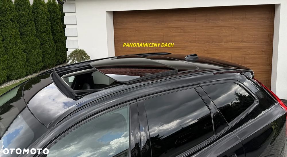 Volvo XC 60 B4 D Plus Dark - 29