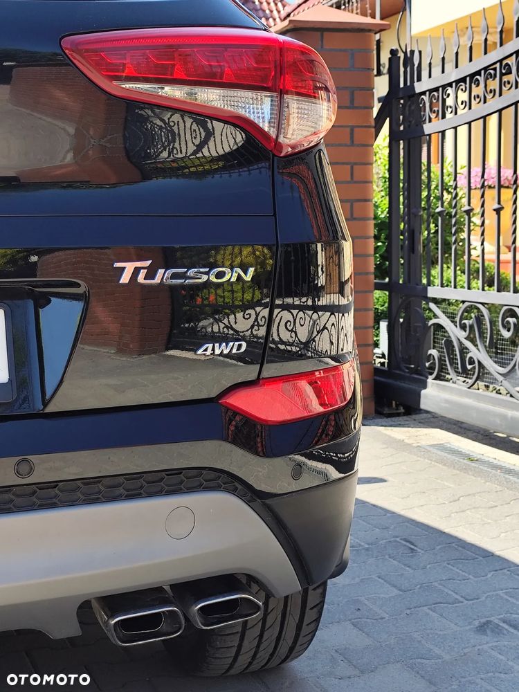 Hyundai Tucson 2.0 CRDI Premium 4WD - 27