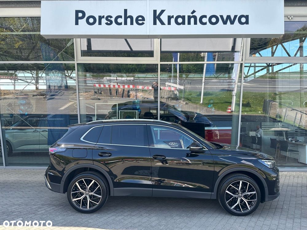 Volkswagen Tiguan - 10