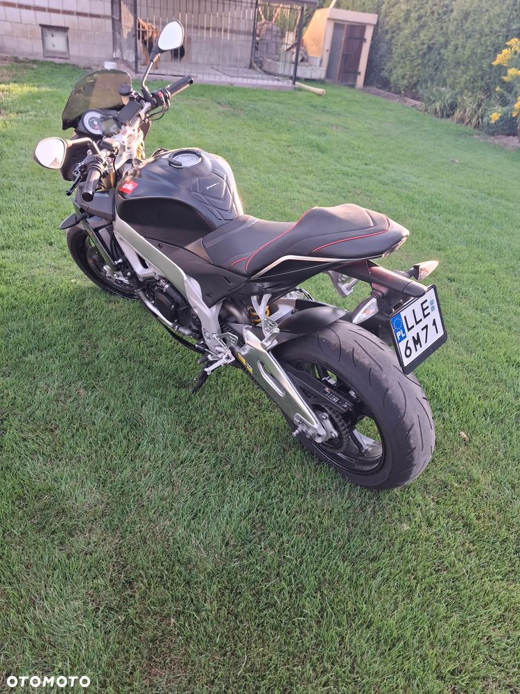 Aprilia Tuono - 12