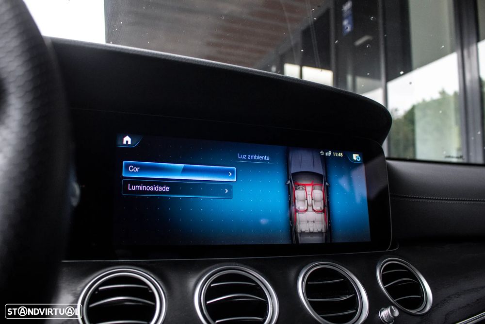 Mercedes-Benz E 300 e AMG Line - 49