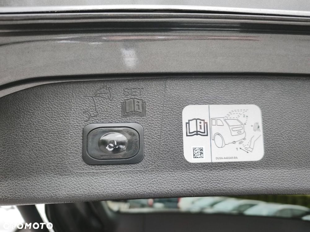 Ford Kuga - 23
