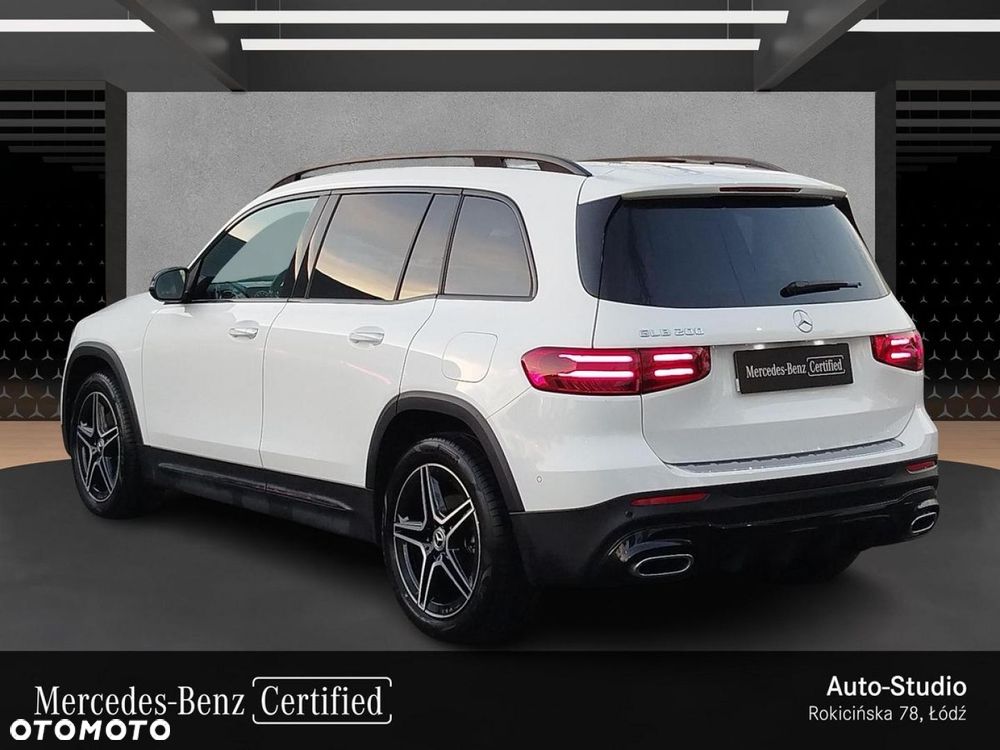 Mercedes-Benz GLB - 5