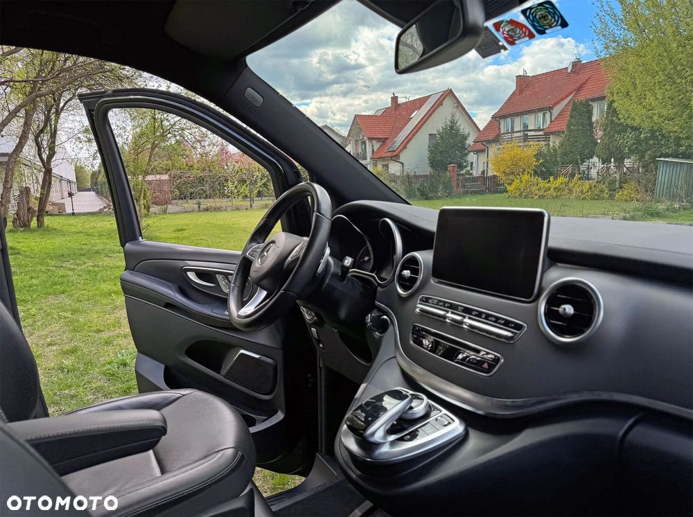 Mercedes-Benz Klasa V 250 (BlueTEC) d extralang 4Matic 7G-TRONIC Avantgarde - 14