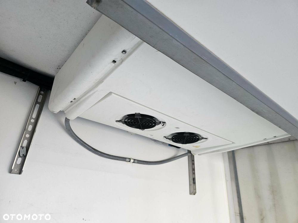 Iveco DAILY 35C18 CHŁODNIA  / KONTENER - 5