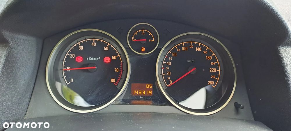 Opel Astra 2.0 Turbo Elegance - 15