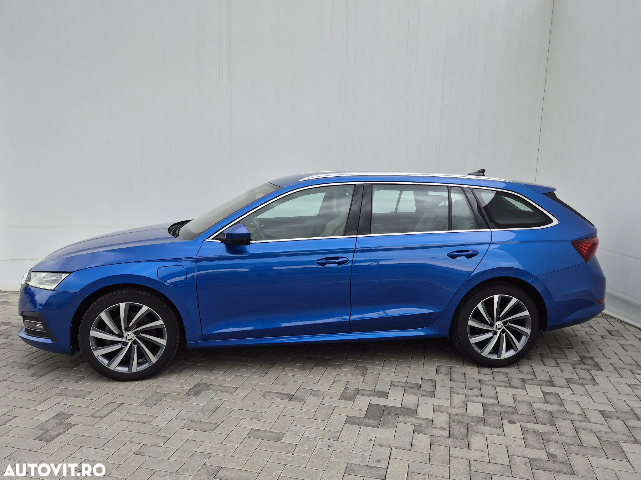 Skoda Octavia Combi 1.4 TSI iV DSG Style - 2