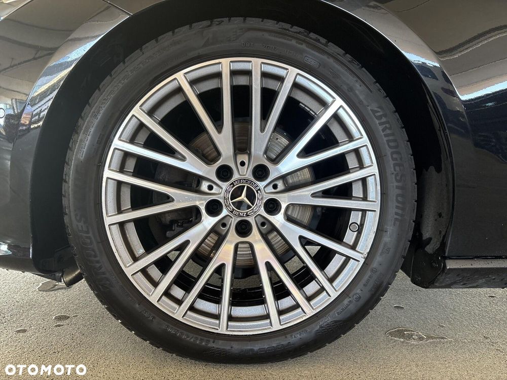 Mercedes-Benz CLA - 9