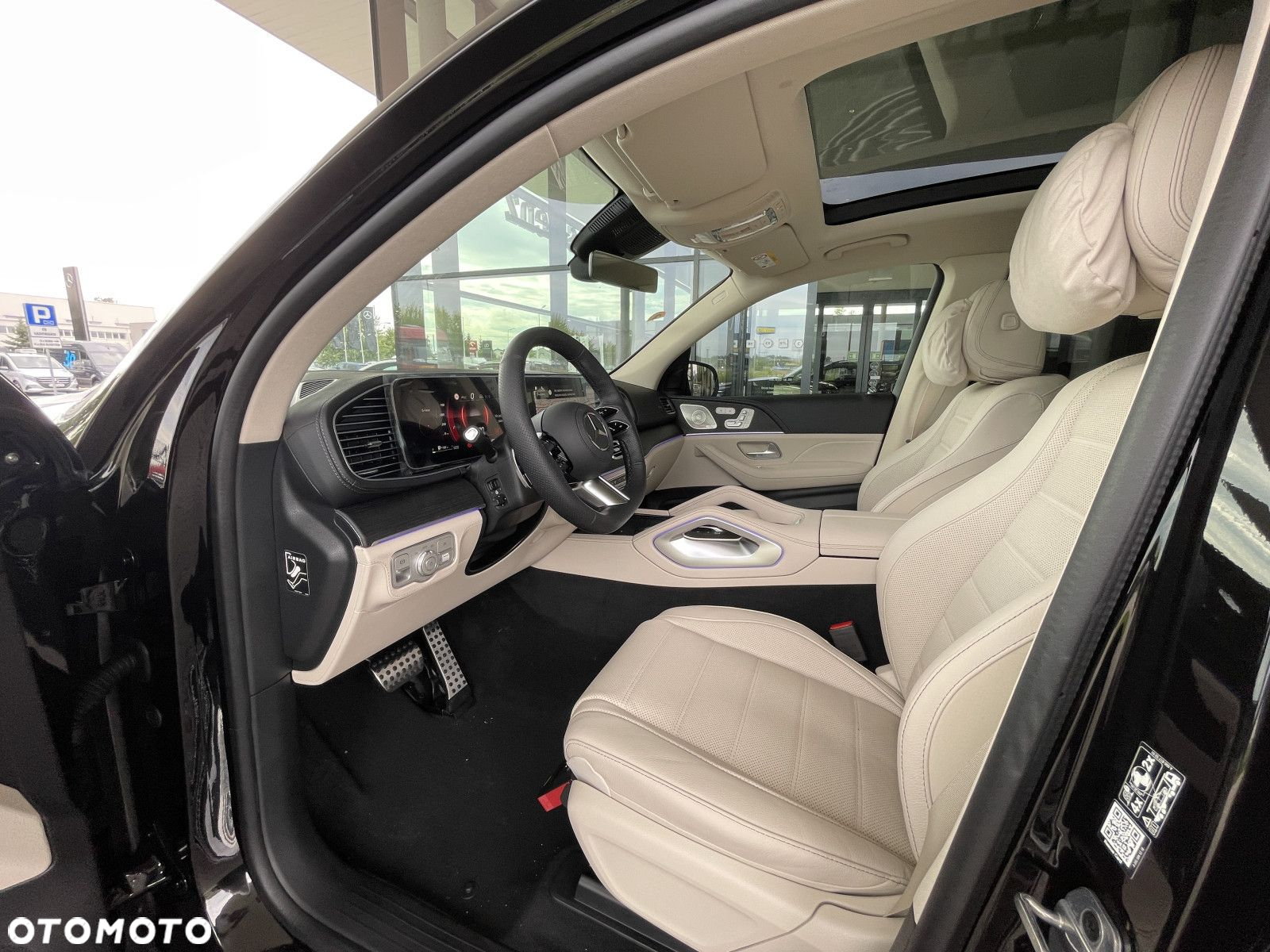 Mercedes-Benz GLS - 14