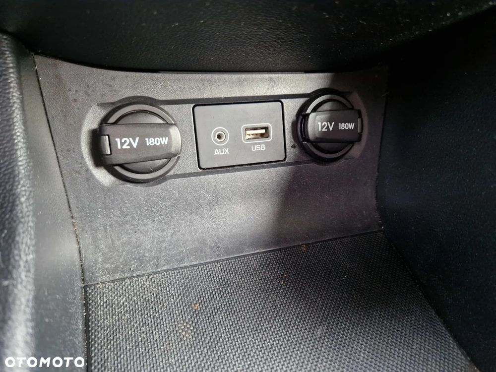 Hyundai i20 - 12