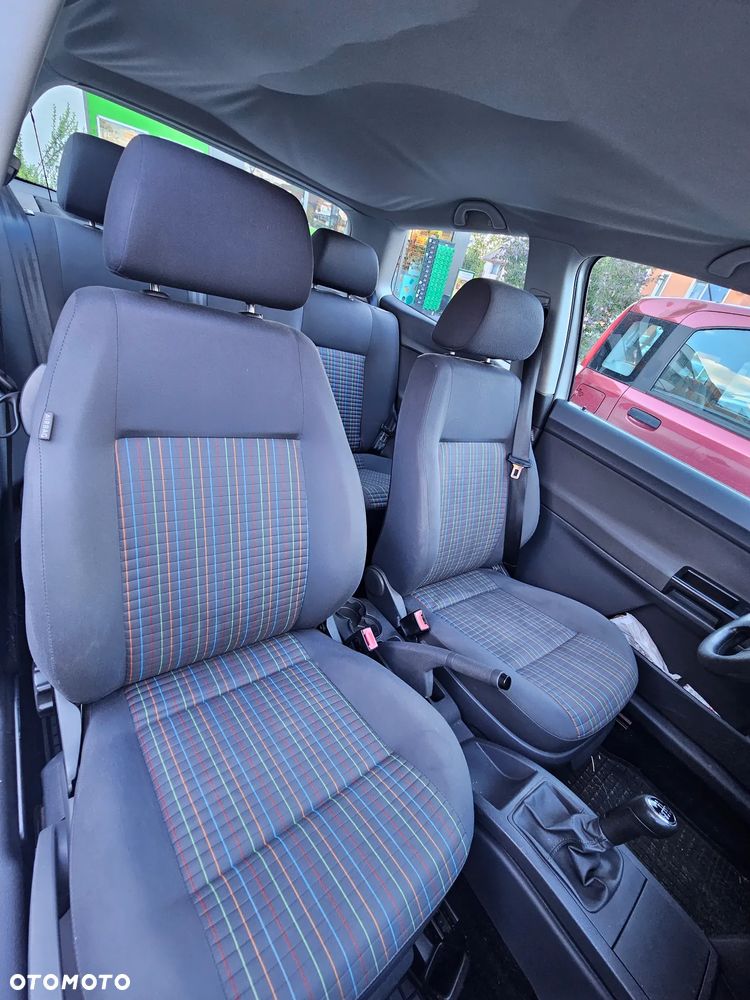 Volkswagen Polo 1.4 TDI Comfortline - 6