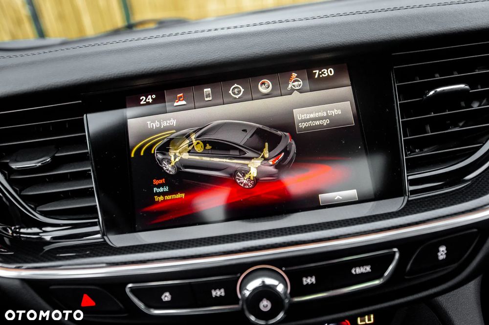 Opel Insignia 2.0 BiTurbo D 4x4 Automatik GSI - 37