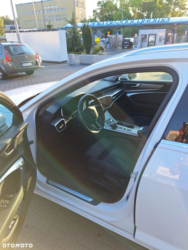 Audi A6 Avant 40 TDI quattro S tronic - 15