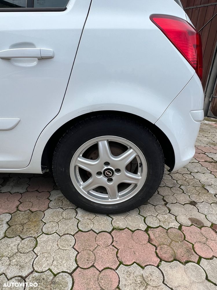 Opel Corsa - 13