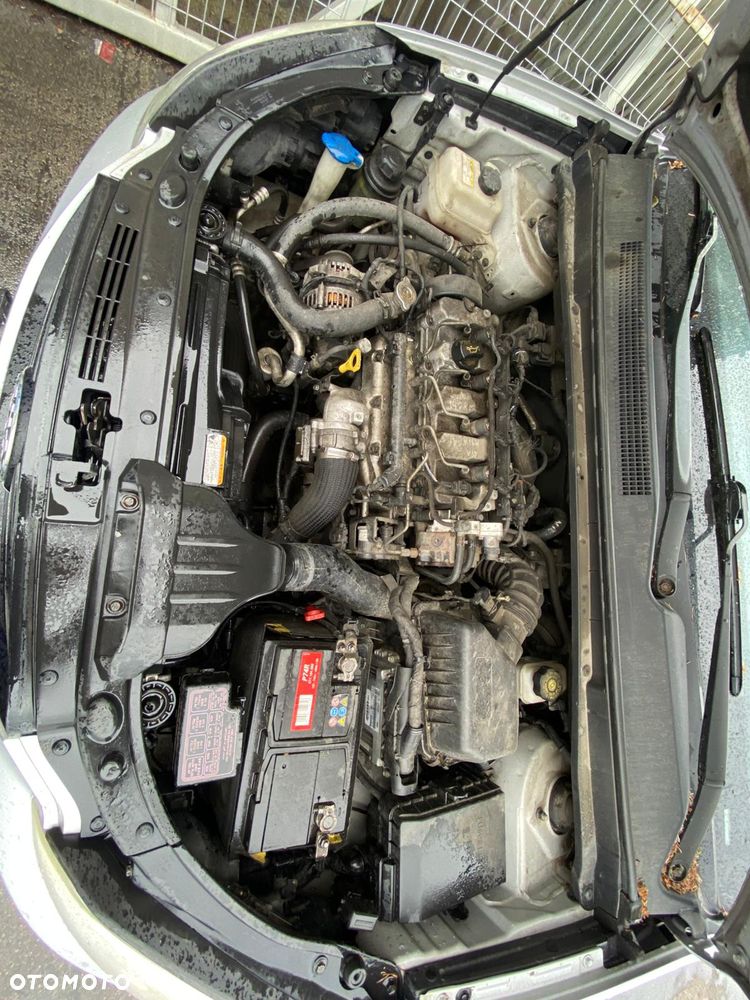 174 / Kia Carens / Na Części - 3