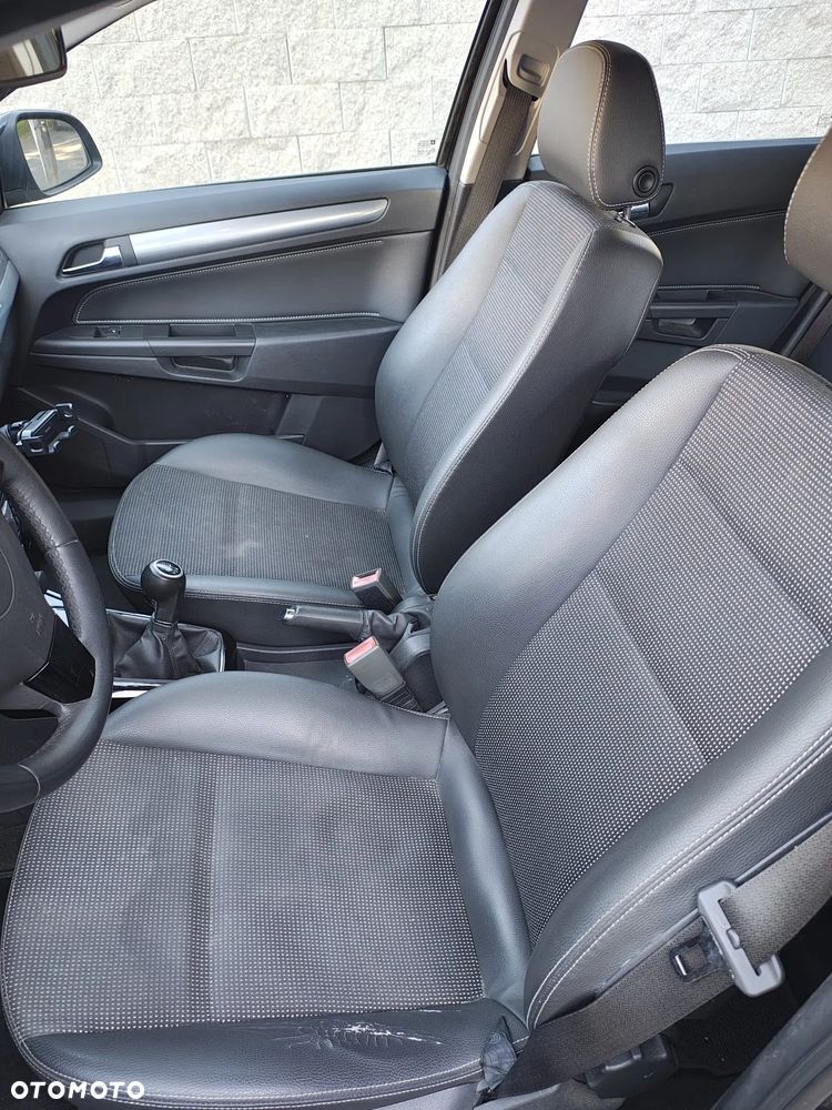 Opel Astra 1.6 Enjoy - 8