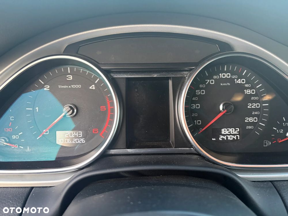 Audi Q7 3.0 TDI DPF clean diesel Quattro Tiptronic - 8