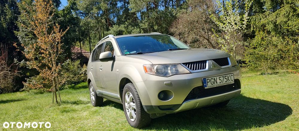 Mitsubishi Outlander 2.2 DI-D 4WD Invite - 4